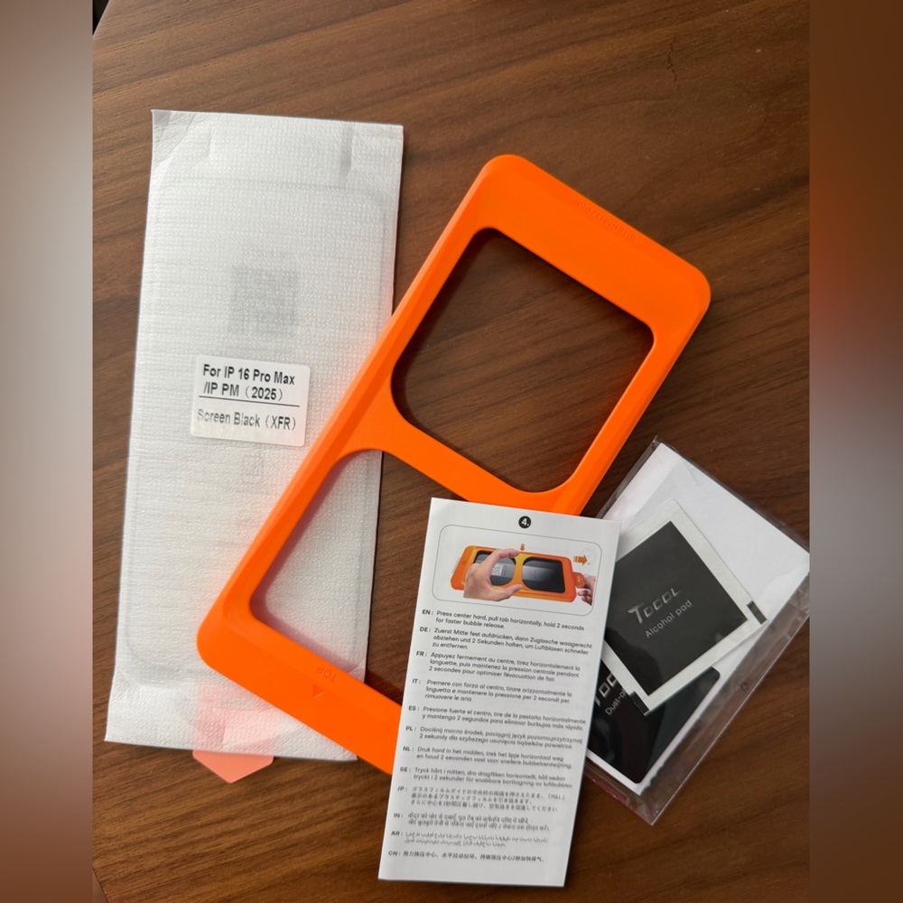 iPhone 16 Pro Max Screen Protector Installation Kit